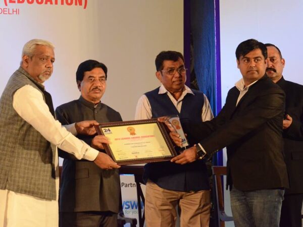 Award by Ravi Shankar Jatia