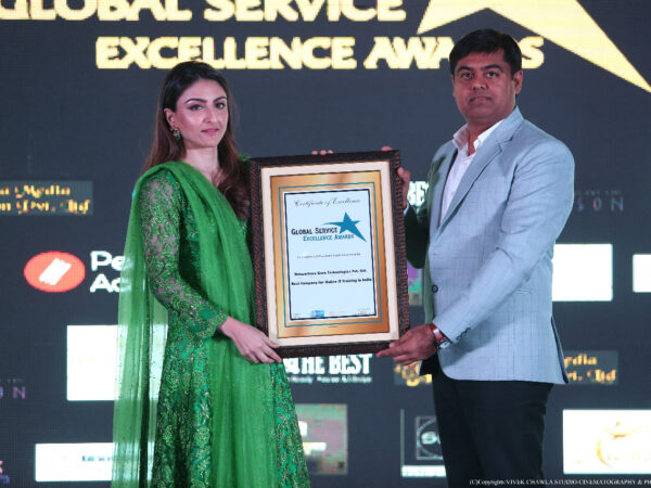 Award by Soha Ali Khan